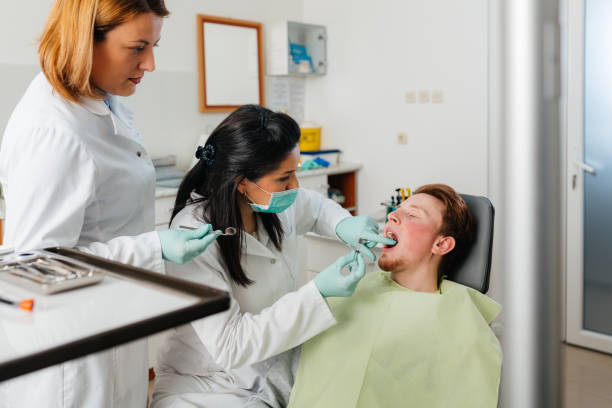 Best Weekend Emergency Dentist in Harwich Center, MA